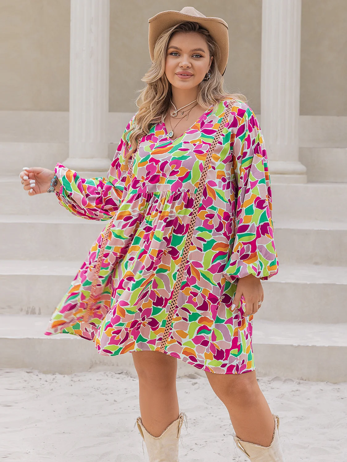 🌼 Plus Size Printed V-Neck Balloon Sleeve Mini Dress 🌼