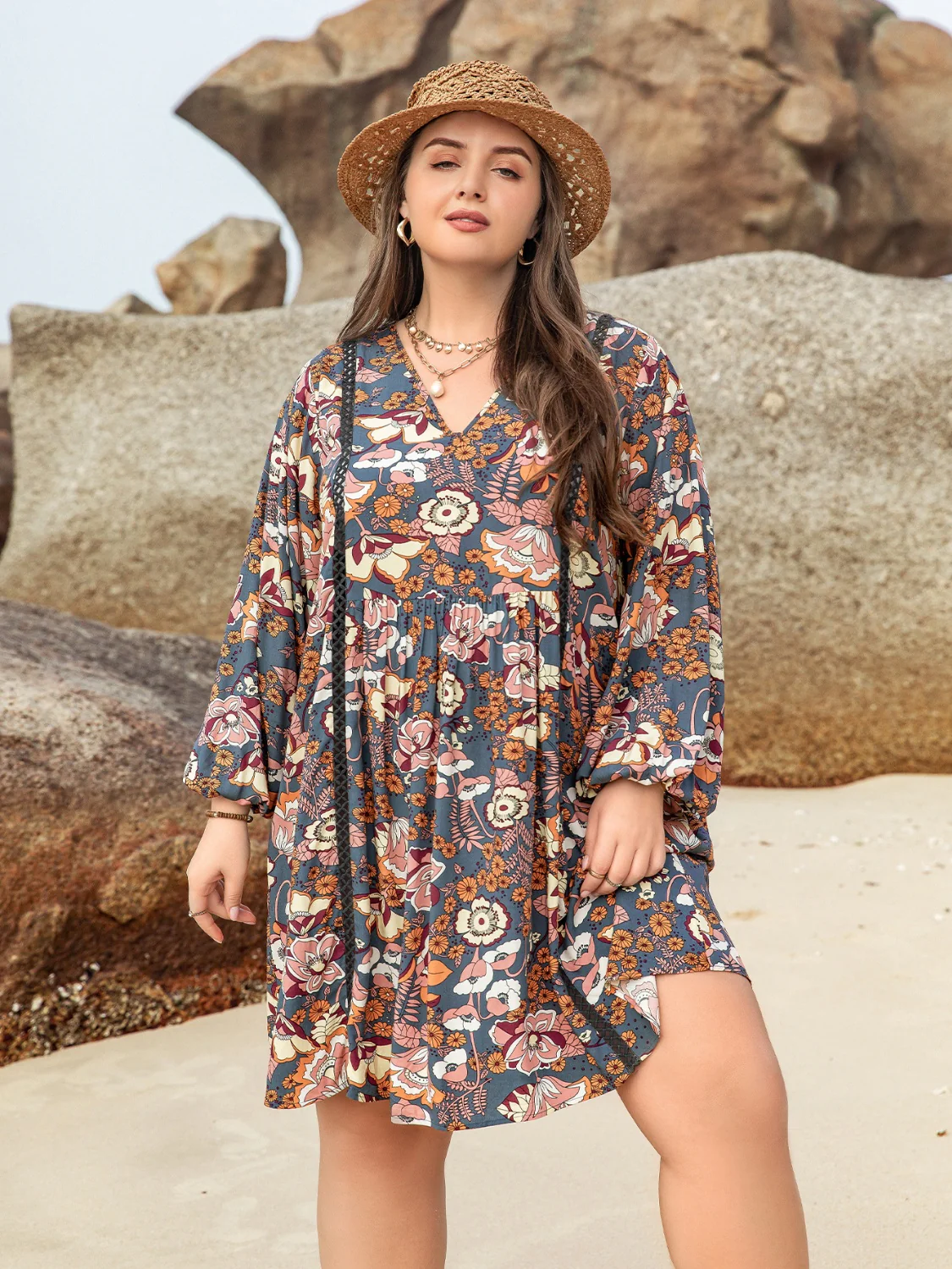 🌼 Plus Size Printed V-Neck Balloon Sleeve Mini Dress 🌼