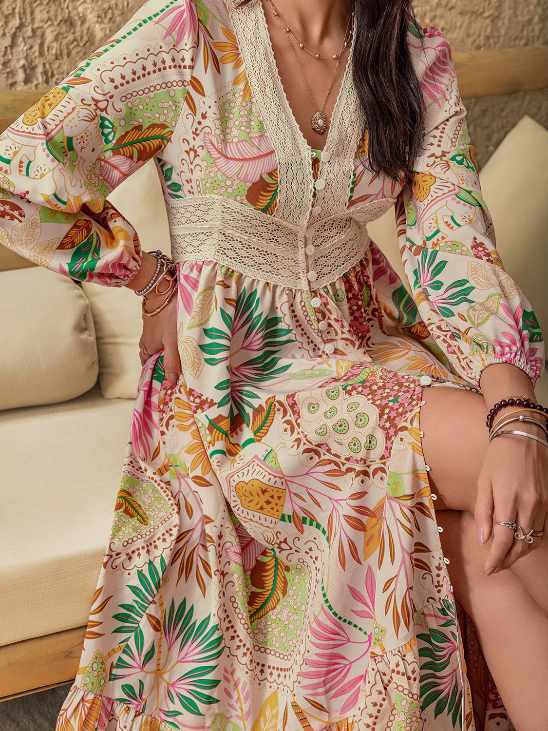 🌸 Lace Detail Printed V-Neck Long Sleeve Midi Dress 🌸